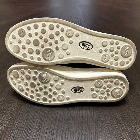 Sofft Britton Il, Waterproof Ankle Boot Sneakers in Army Green, Women’s Size 9 - Picture 12 of 12